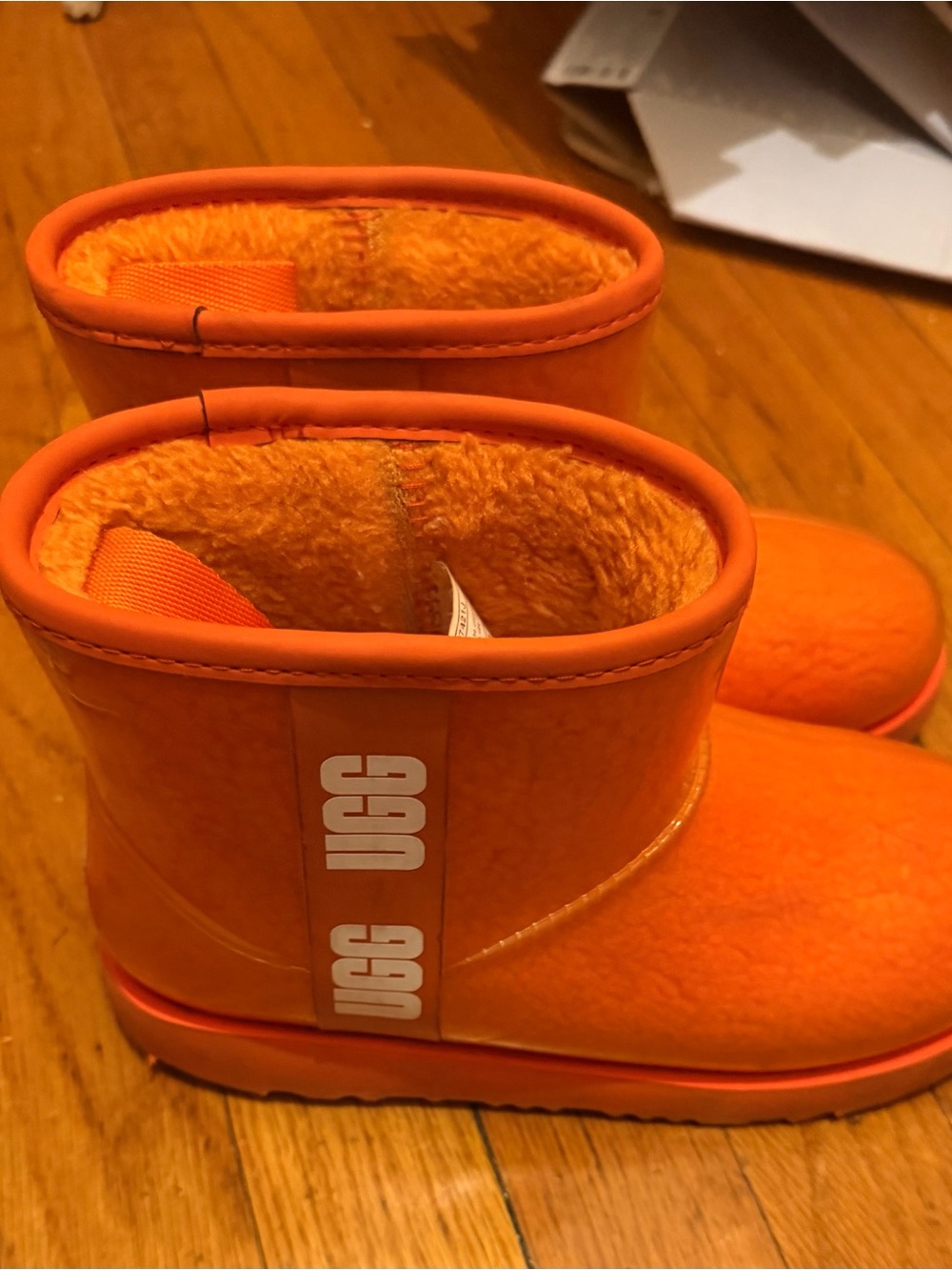 UGG Kids Short Shearling Boots in Orange